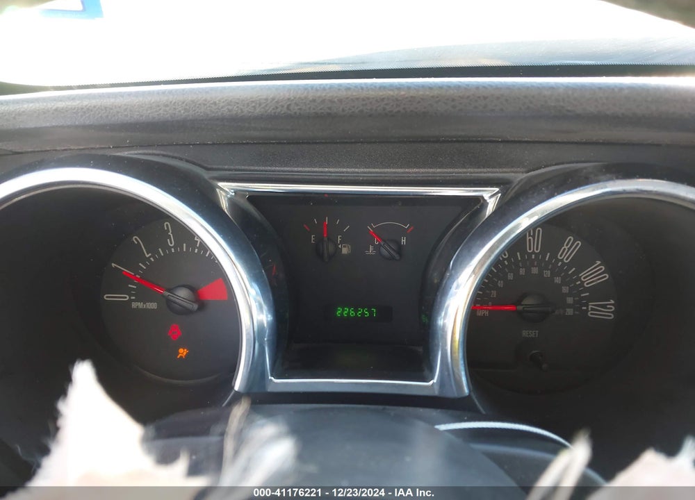 2006 FORD MUSTANG V6 VIN: 1ZVFT80N565147841