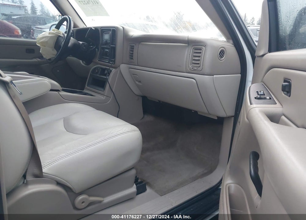 2004 GMC YUKON XL 1500 SLT VIN: 3GKFK16Z94G224681