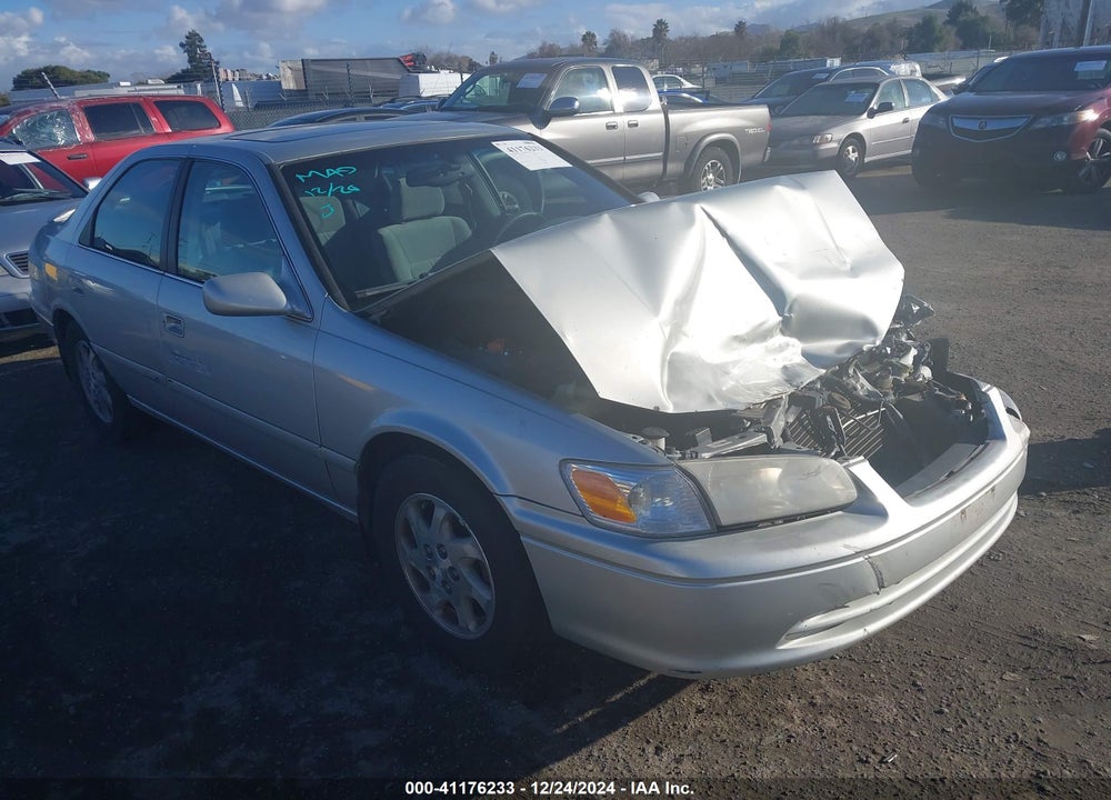 2000 TOYOTA CAMRY LE V6 VIN: 4T1BF22K0YU104716