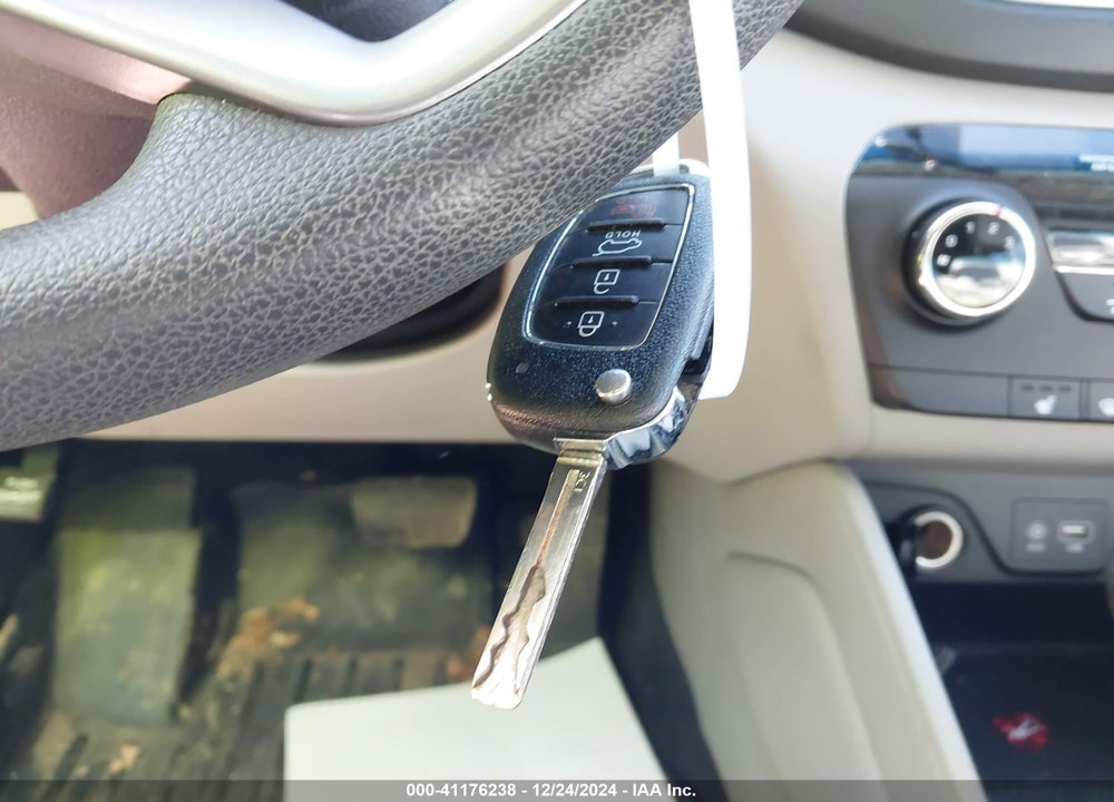 2018 HYUNDAI TUCSON SEL VIN: KM8J3CA44JU728411