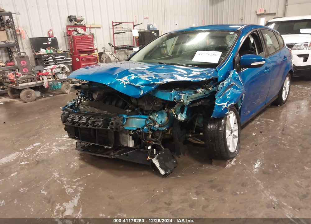 2015 FORD FOCUS SE VIN: 1FADP3K23FL313845