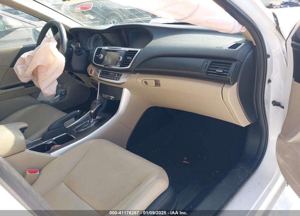 2014 HONDA ACCORD VIN: 1HGCR2F89EA204388