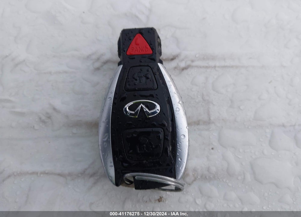2018 INFINITI QX30 PREMIUM VIN: SJKCH5CR5JA045229