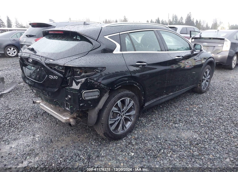 2018 INFINITI QX30 PREMIUM VIN: SJKCH5CR5JA045229