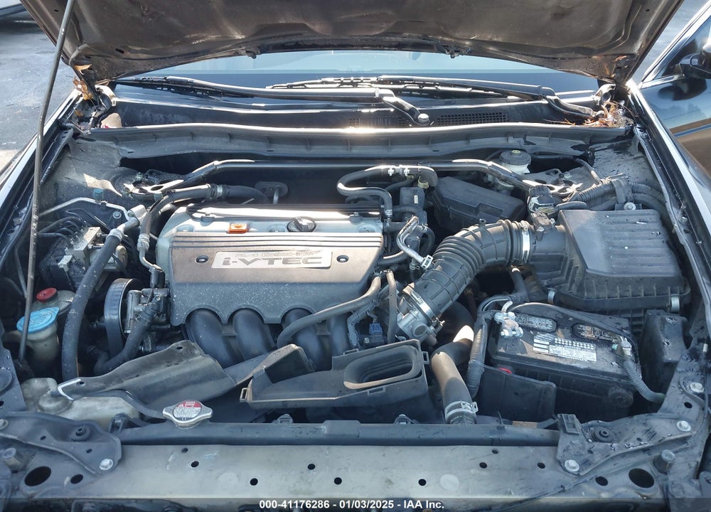 2009 HONDA ACCORD 2.4 EX VIN: 1HGCP26789A123983