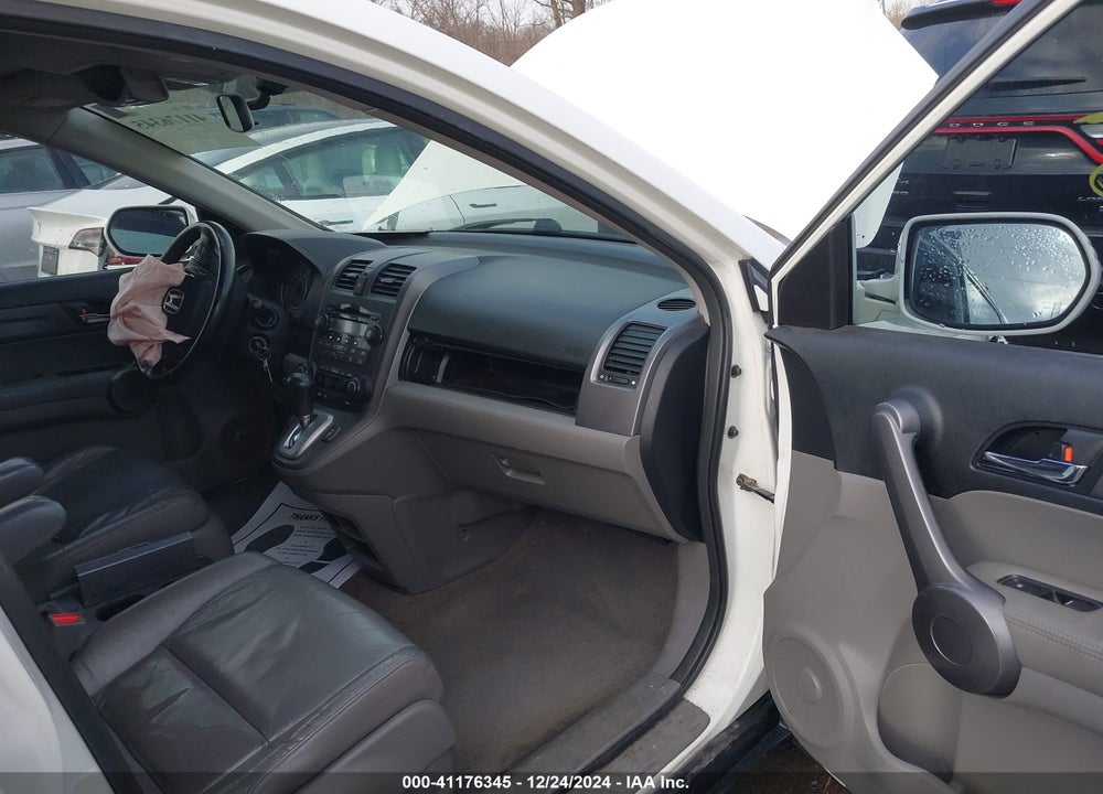 2009 HONDA CR-V VIN: JHLRE38779C008624