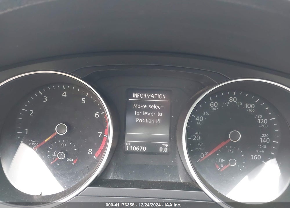 2018 VOLKSWAGEN JETTA VIN: 3VWDB7AJXJM233259