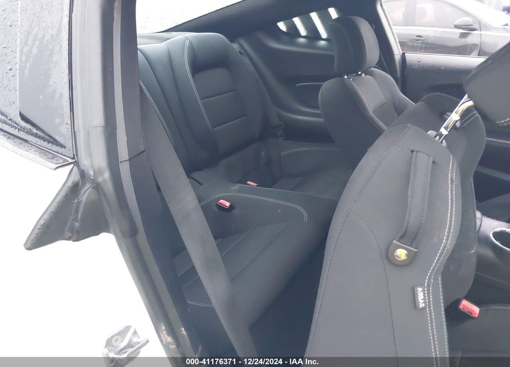2016 FORD MUSTANG VIN: 1FA6P8AM3G5282997
