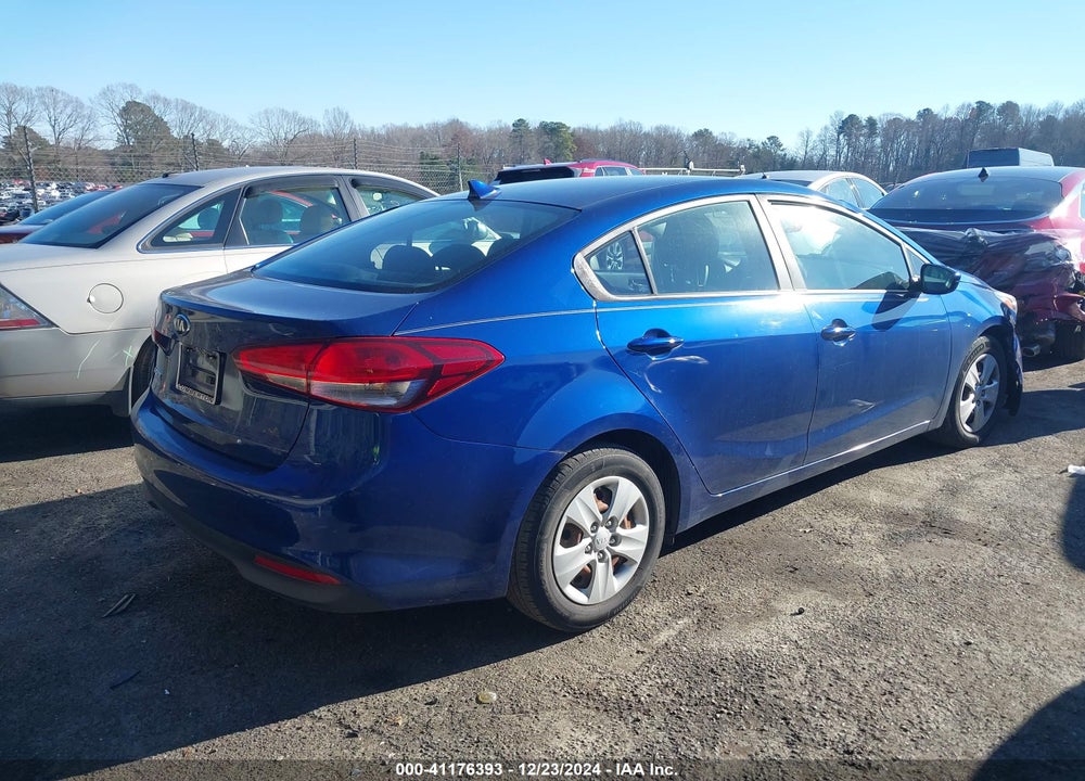 2017 KIA FORTE VIN: 3KPFK4A79HE139084