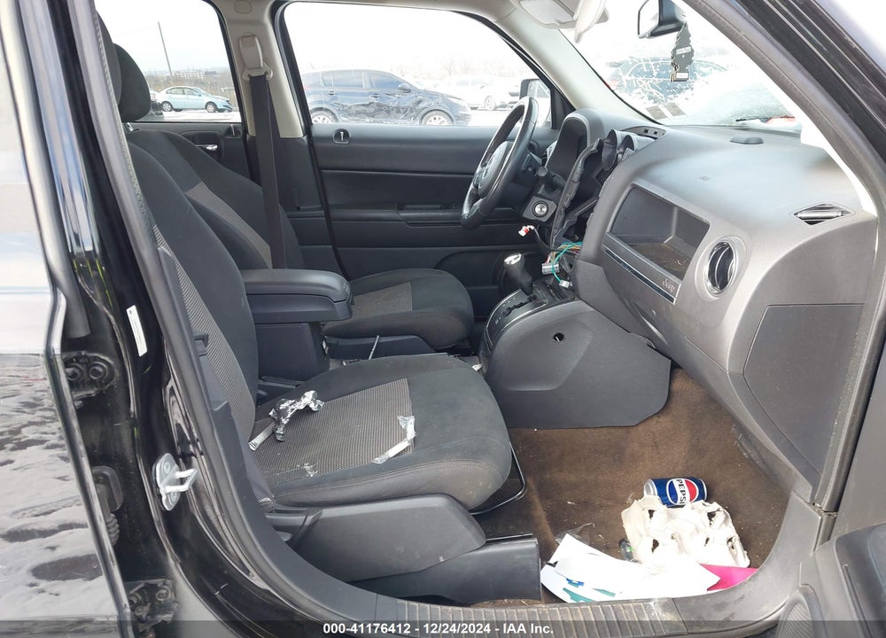 2014 JEEP PATRIOT LATITUDE VIN: 1C4NJRFB0ED904527