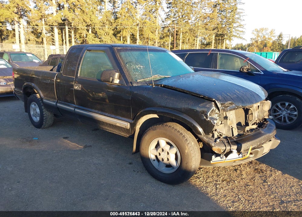 2001 CHEVROLET S-10 LS VIN: 1GCDT19W91K117202