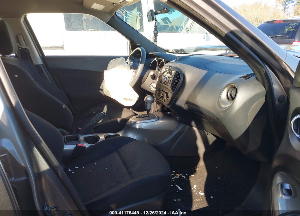 2013 NISSAN JUKE S VIN: JN8AF5MV6DT223917