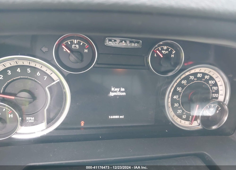 2013 RAM 1500 VIN: 1C6RR7LG8DS642806