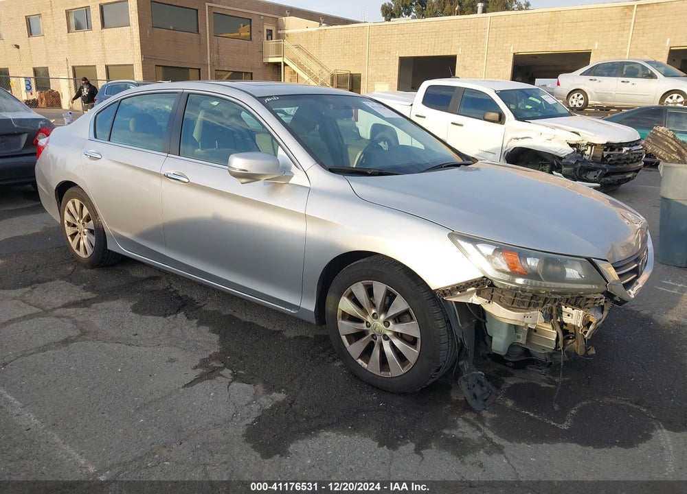 2013 HONDA ACCORD EX VIN: 1HGCR2F70DA212935