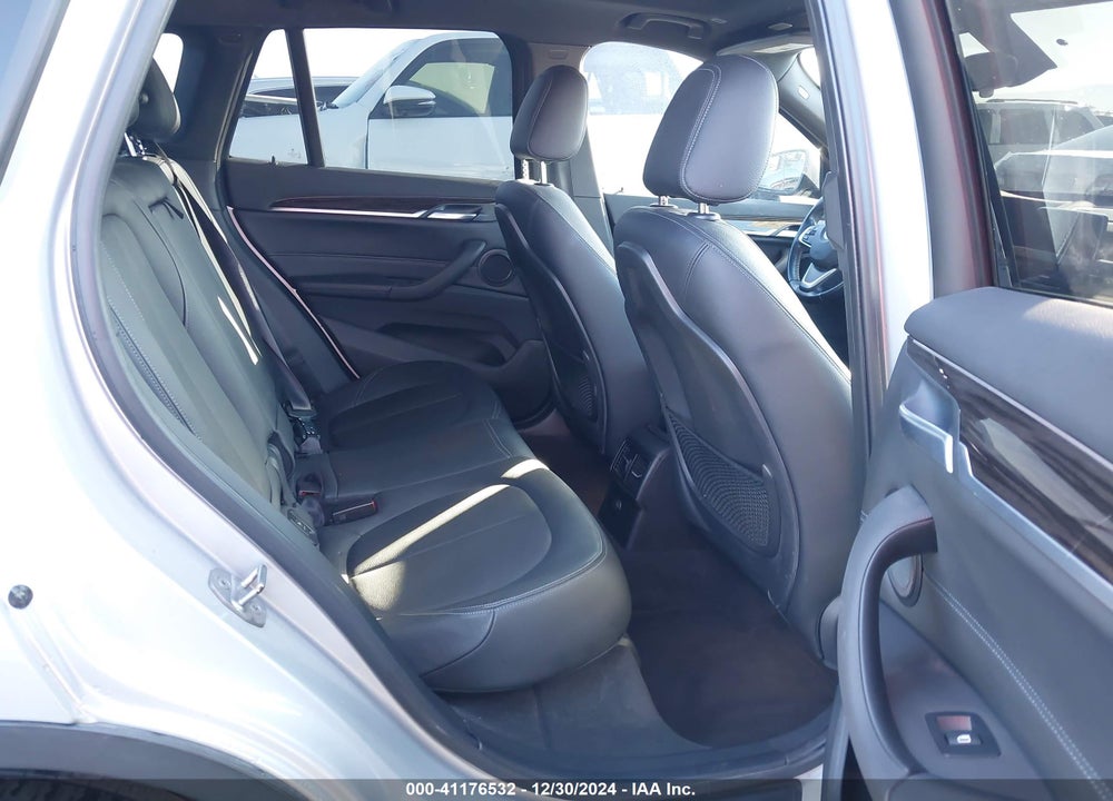 2016 BMW X1 XDRIVE28I VIN: WBXHT3Z37G4A49357