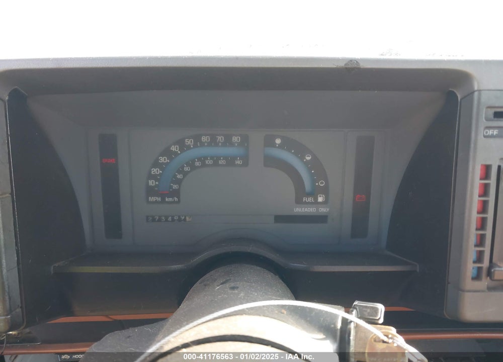 1988 CHEVROLET S TRUCK S10 VIN: 1GCBS14E0J8216206