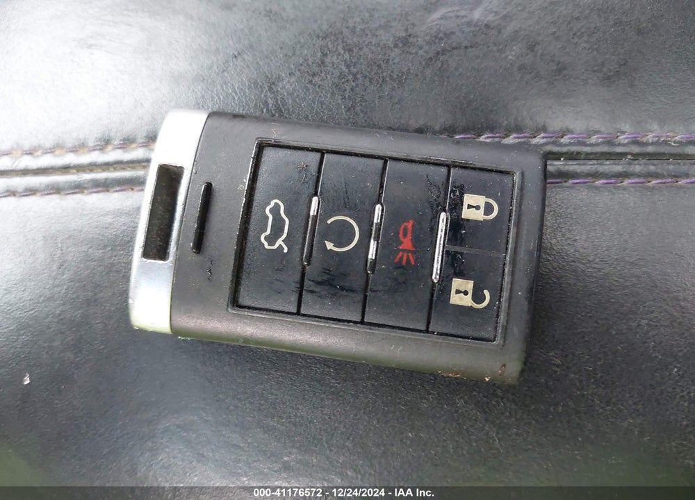 2014 CADILLAC XTS PLATINUM VIN: 2G61T5S31E9143703