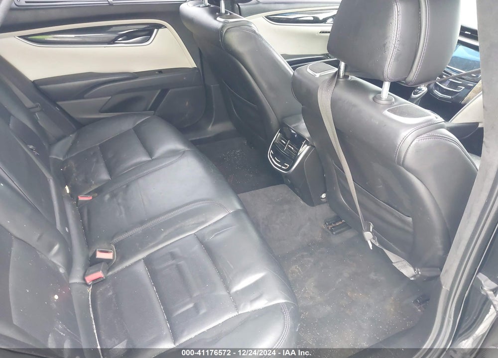 2014 CADILLAC XTS PLATINUM VIN: 2G61T5S31E9143703