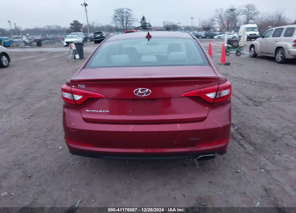 2016 HYUNDAI SONATA VIN: 5NPE24AF9GH386716