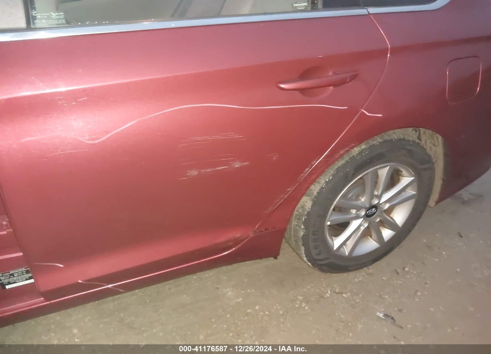 2016 HYUNDAI SONATA VIN: 5NPE24AF9GH386716
