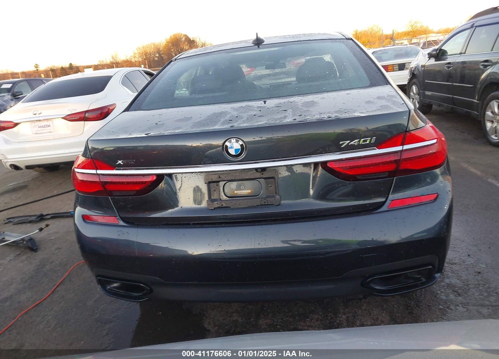 2019 BMW 740I XDRIVE VIN: WBA7E4C53KGV70578