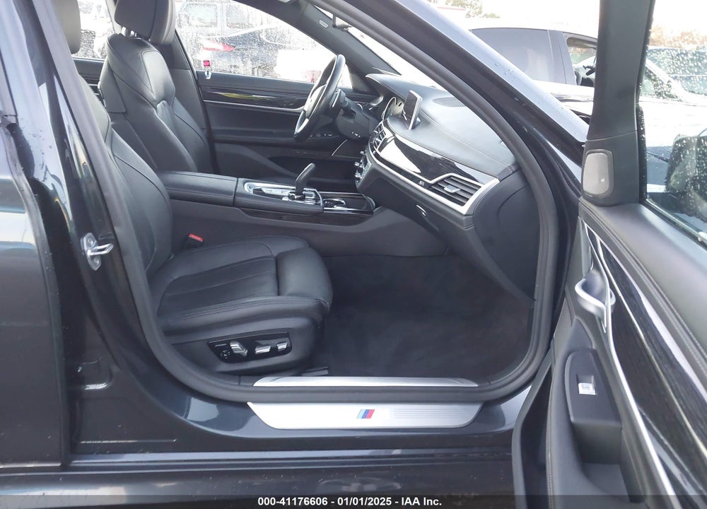 2019 BMW 740I XDRIVE VIN: WBA7E4C53KGV70578