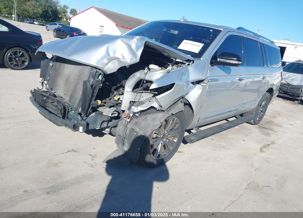 2018 LINCOLN NAVIGATOR L SELECT VIN: 5LMJJ3HTXJEL10610