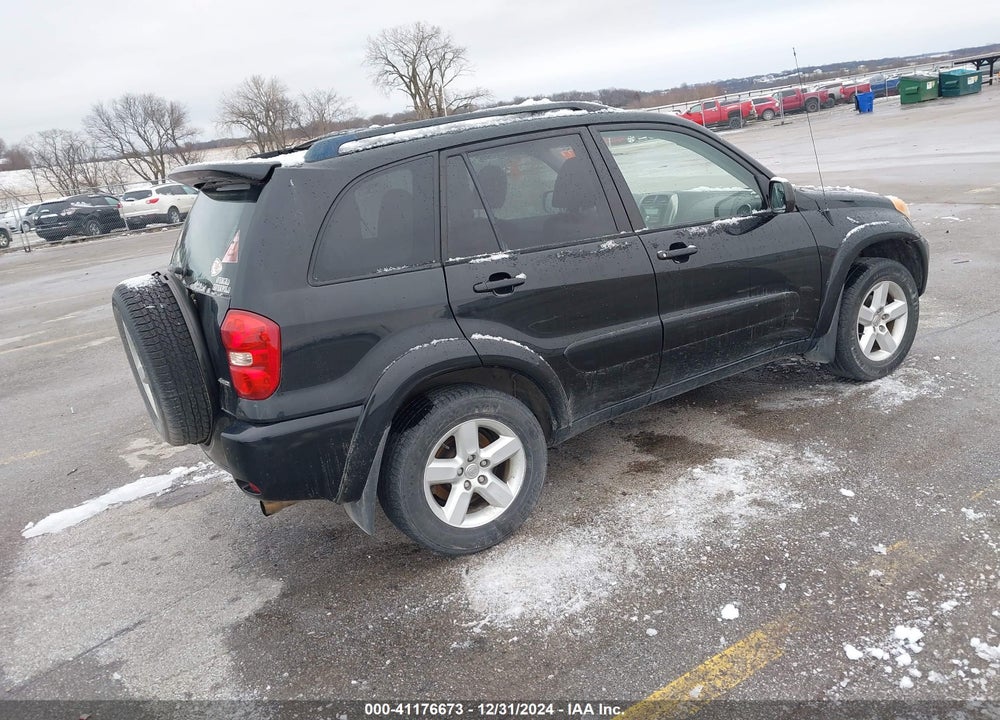 2005 TOYOTA RAV4 VIN: JTEHD20V656038217