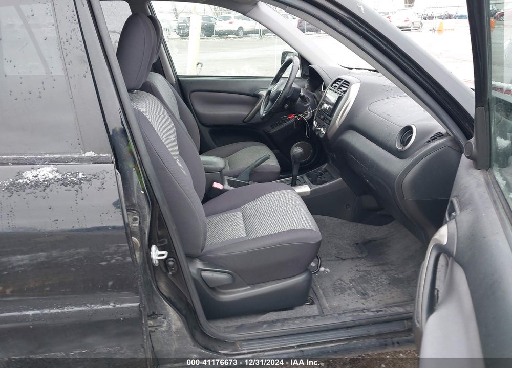 2005 TOYOTA RAV4 VIN: JTEHD20V656038217