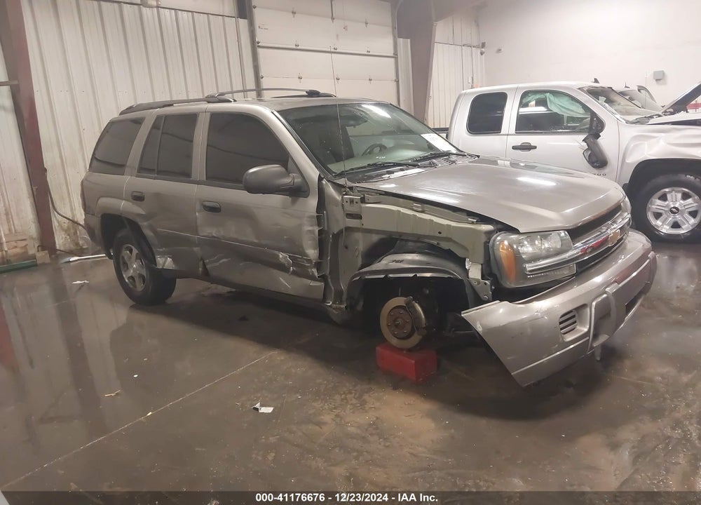 2006 CHEVROLET TRAILBLAZER LS VIN: 1GNDT13SX62150147