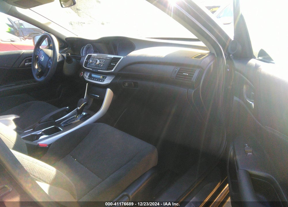2014 HONDA ACCORD VIN: 1HGCR2F75EA190450
