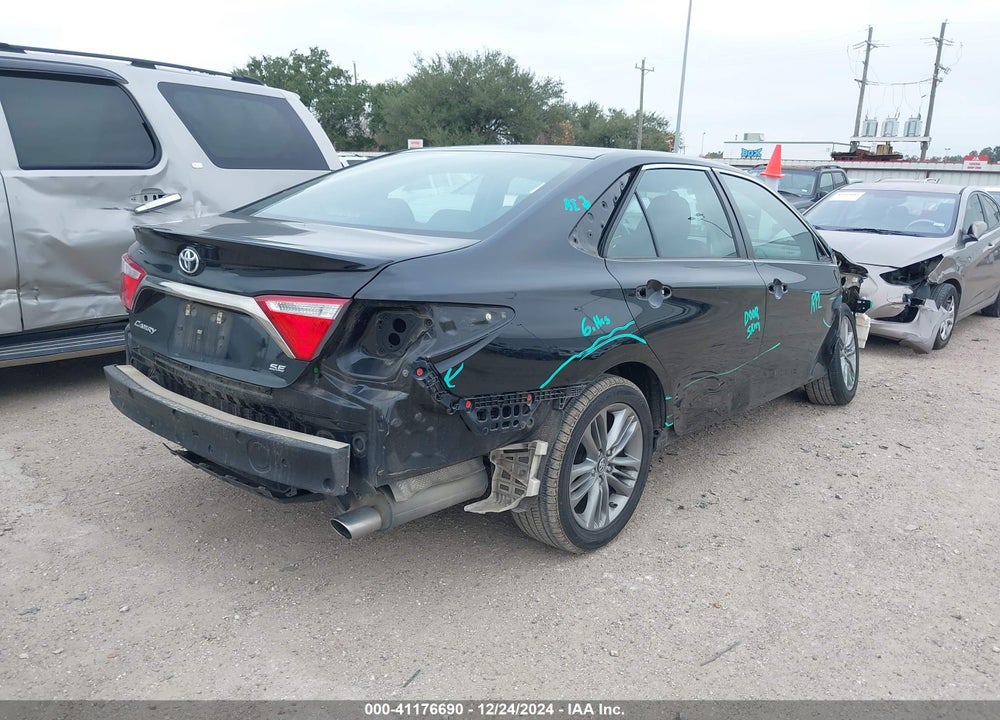 2017 TOYOTA CAMRY SE VIN: 4T1BF1FK2HU811109