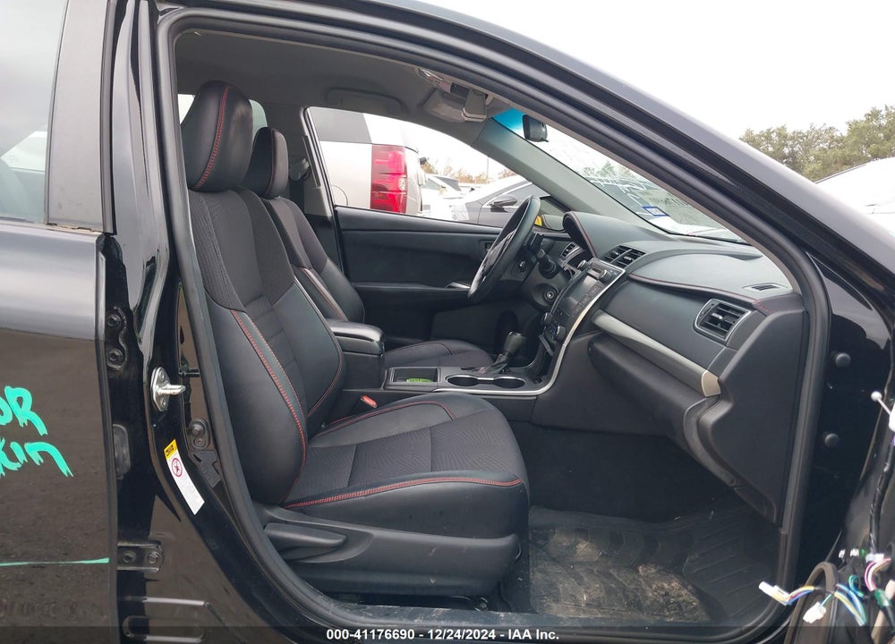 2017 TOYOTA CAMRY SE VIN: 4T1BF1FK2HU811109