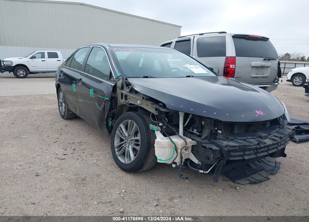 2017 TOYOTA CAMRY SE VIN: 4T1BF1FK2HU811109