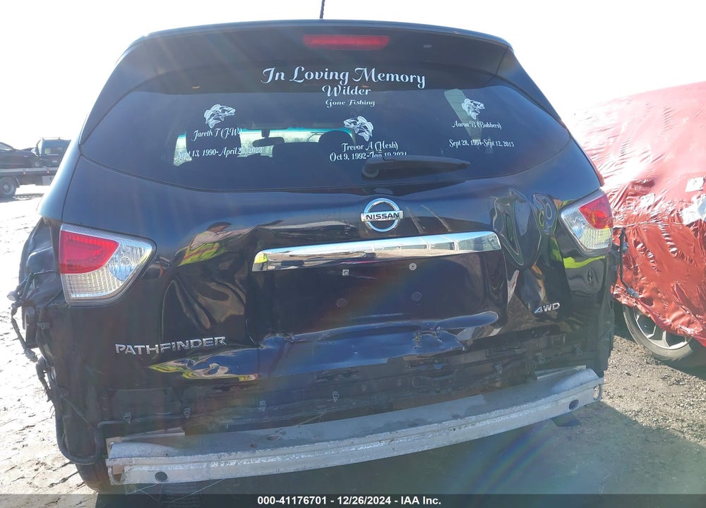 2015 NISSAN PATHFINDER S VIN: 5N1AR2MM5FC674750
