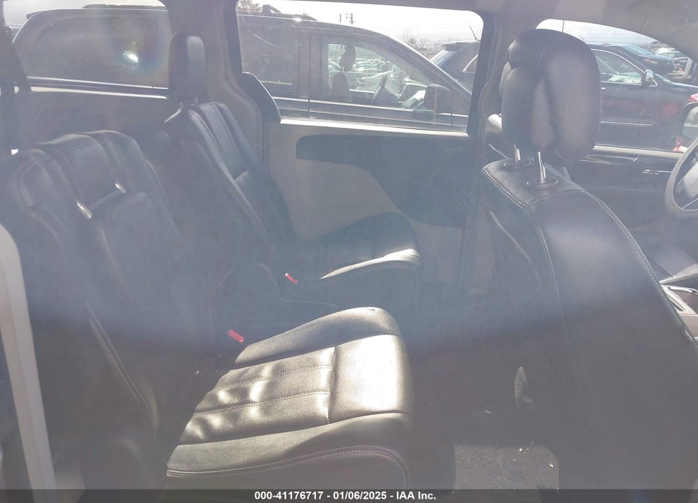 2014 CHRYSLER TOWN & COUNTRY VIN: 2C4RC1BG0ER295306