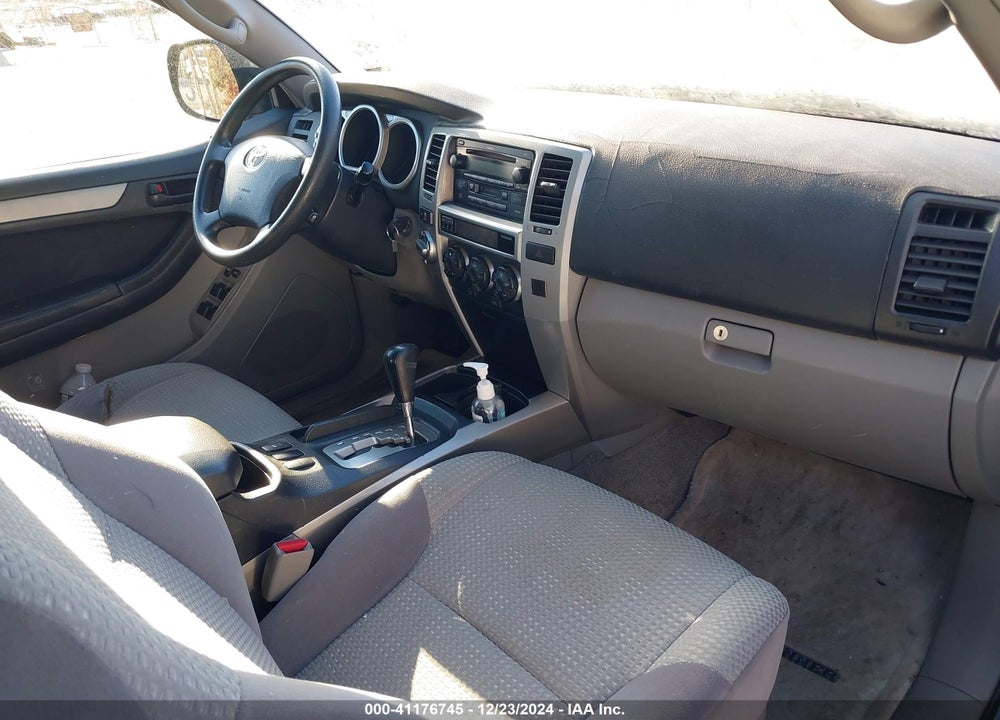 2004 TOYOTA 4RUNNER SR5 V6 VIN: JTEBU14R040038261