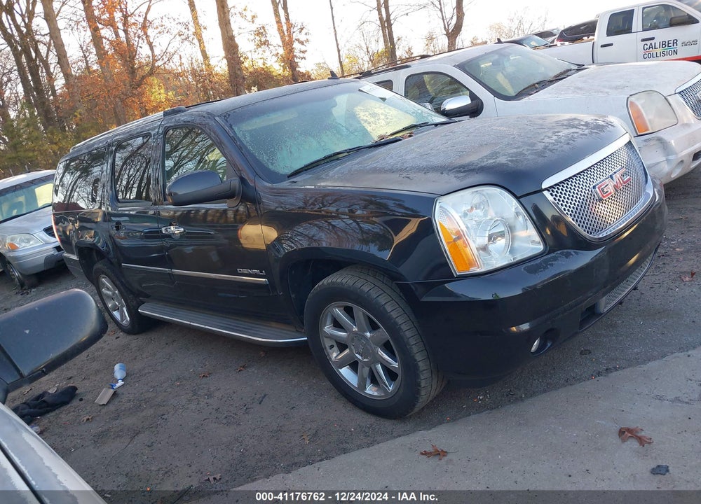 2013 GMC YUKON XL VIN: 1GKS1MEF8DR173250