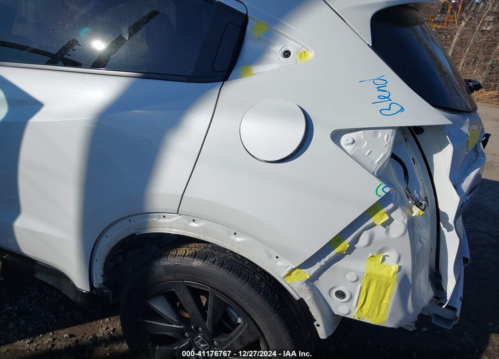 2021 HONDA HR-V VIN: 3CZRU6H12MM714107