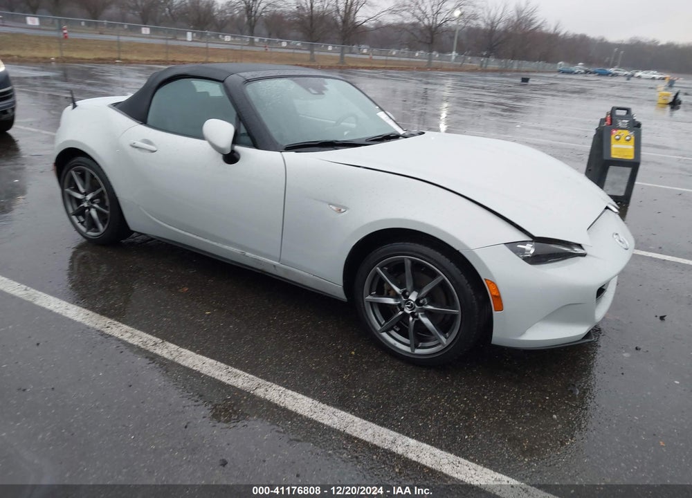 2016 MAZDA MX-5 MIATA GRAND TOURING VIN: JM1NDAD70G0113805