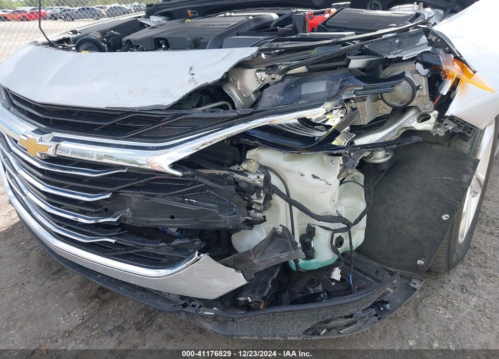 2022 CHEVROLET MALIBU VIN: 1G1ZD5ST1NF133542