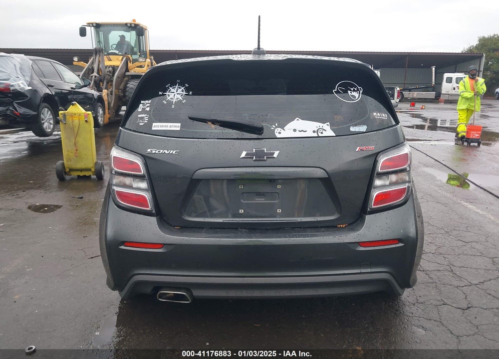 2019 CHEVROLET SONIC LT AUTO VIN: 1G1JD6SB8K4147388