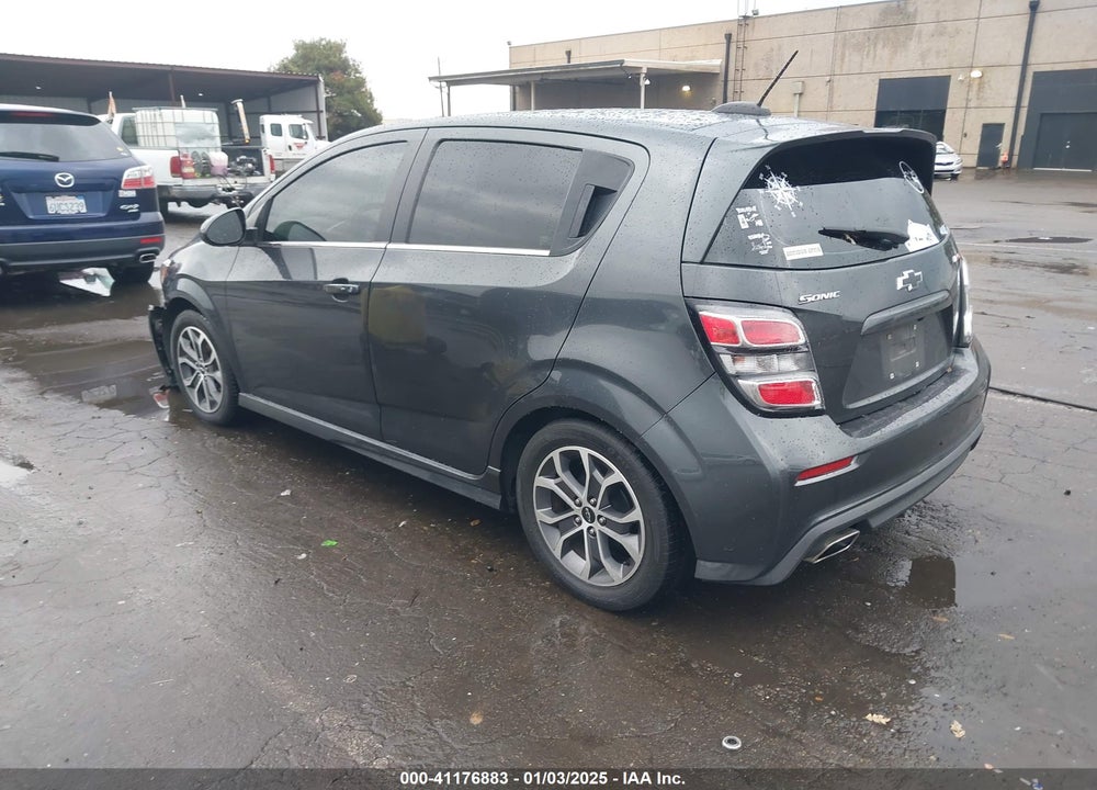 2019 CHEVROLET SONIC LT AUTO VIN: 1G1JD6SB8K4147388