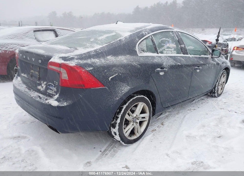 2015 VOLVO S60 VIN: YV126MFB0F2316335