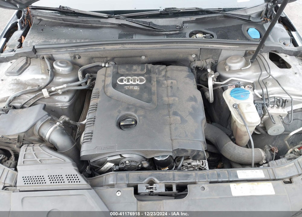 2015 AUDI A4 VIN: WAUAFAFL0FA015642