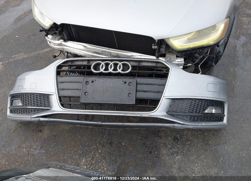 2015 AUDI A4 VIN: WAUAFAFL0FA015642