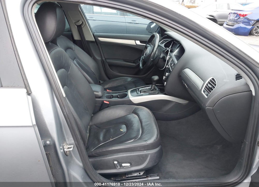 2015 AUDI A4 VIN: WAUAFAFL0FA015642