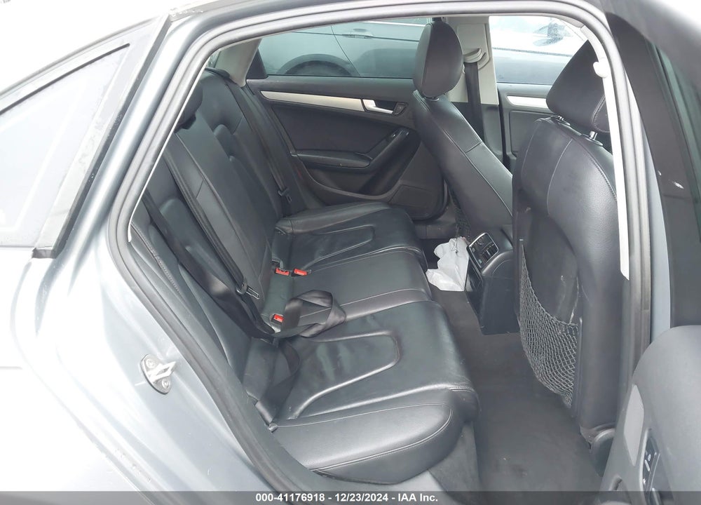 2015 AUDI A4 VIN: WAUAFAFL0FA015642
