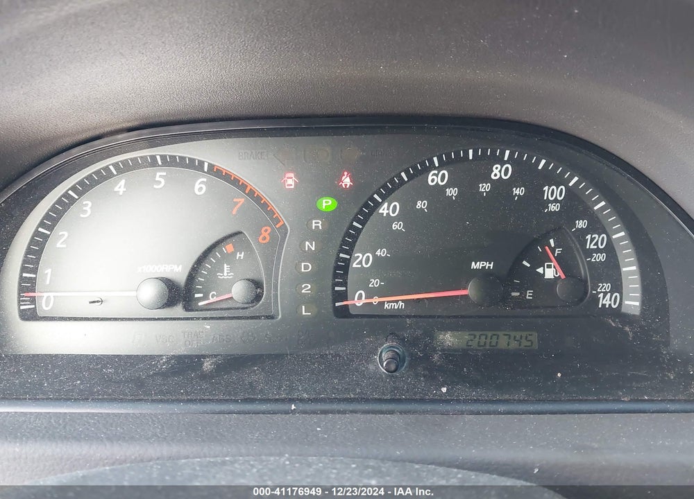 2002 TOYOTA CAMRY XLE VIN: 4T1BE32K62U537621