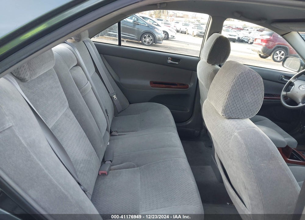2002 TOYOTA CAMRY XLE VIN: 4T1BE32K62U537621